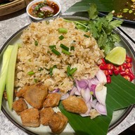 จัดจ้าน The Promenade