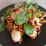 ร้านส้มตำ&ยำหน้าบ้าน