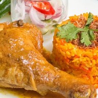 ข้าวหมกไก่ทอด by siri สุขุมวิท101/1