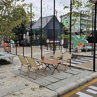 หน้าร้าน Cocobee Chimaek Lasalle ลาซาล