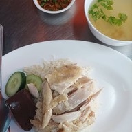 เมนูของร้าน ข้าวมันไก่เจ๊ยี สาขา2 วัดอรุณฯ