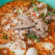 ต้มเส้นตีนไก่ โจ๊กหมูรวนซีอิ๋ว เกี๊ยวน้ำ  อร่อยเด็ด ต้องลอง ต้มเส้นตีนไก่ โจ๊กหมูรวนซีอิ๋ว เกี๊ยวน้ำ  อร่อยเด็ด