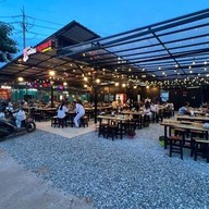 รสนิยม หมูกระทะสาขาตลาด304