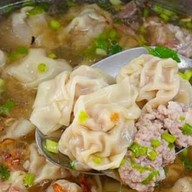 ต้มเส้นตีนไก่ โจ๊กหมูรวนซีอิ๋ว เกี๊ยวน้ำ  อร่อยเด็ด ต้องลอง ต้มเส้นตีนไก่ โจ๊กหมูรวนซีอิ๋ว เกี๊ยวน้ำ  อร่อยเด็ด