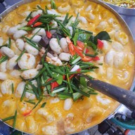 ขนมจีนแม่รัตน์ตลสดชัชวาลลำลูกกาคลอง7 ตลาดชัชวาลลำลูกคลอง7