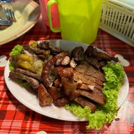 ลาภปาก (แยกไฟแดงตรอกจัทร์)