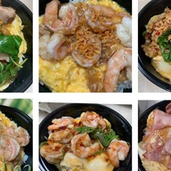 ข้าวไข่ข้นครัวคุณเหมียว หมู่บ้านปาริฉัตร( กลางซอย)