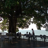 Papa Beach Pattaya