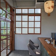 The Bull And Flower Cafe And Eatery