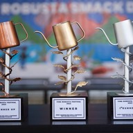 กาแฟออแกนิค มัทฉะ เลือกเมล็ดกาแฟได้ ขนมปังปิ้ง DIVE COFFEE ROASTER กรุงเทพมหานคร