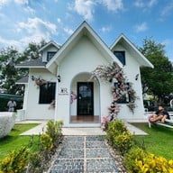 Lerva De Flora Cafe’