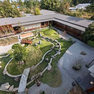 The Bull And Flower Cafe And Eatery