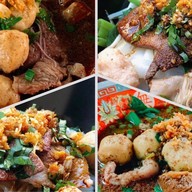 ก๋วยเตี๋ยวเรือเยาวราช สาขาแรก