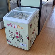 บรรยากาศ มานีมีนม ซอยมังกร