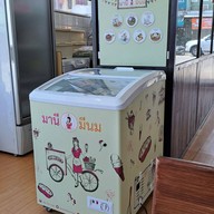 บรรยากาศ มานีมีนม ซอยมังกร