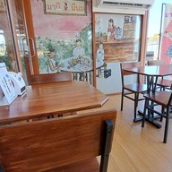 บรรยากาศ มานีมีนม ซอยมังกร