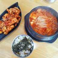 เมนูของร้าน ไก่เกาหลี อูรีชิกเก้นท์ รามอินทรา รามอินทรา ซ 5