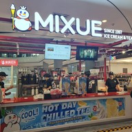 บรรยากาศ Mixue -