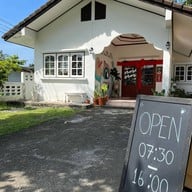 หน้าร้าน Unnamed Khaolak