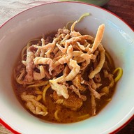 ร้านข้าวซอยป้าแดง