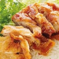 เจ๊น้อยข้าวมันไก่