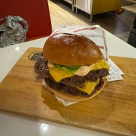 BURGER  BRO พระราม 9