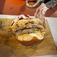 BURGER  BRO พระราม 9