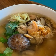 ข้าวต้มโบราณ เพชรบุรี สรงประภา (ครัวรักษมล)