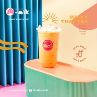 M-milk หน้ามหาวิทยาลัยคริสเตียน นครปฐม