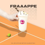 M-milk หน้ามหาวิทยาลัยคริสเตียน นครปฐม