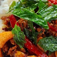 ก็เพราะกะเพรา ม.สัมมากร รามคำแหง110 (ม.สัมมากร)