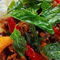 ก็เพราะกะเพรา ม.สัมมากร รามคำแหง110 (ม.สัมมากร)