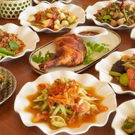 ร้านอาหารลือจันท์ ครัวไทย จันทบุรี