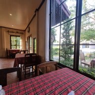 บรรยากาศ ชลุค