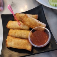 ผัดไทย M5  ไข่ข้น ตามสั่ง by M5 cafe ฮาลาล halal