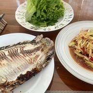 เมี่ยงปลานิลเผา&อาหารอีสาน