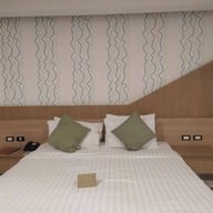 โรงแรมโฟทูซีเดอะชิคโฮเต็ล