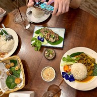 เชิญ ริมน้ำจันทบูร By Have A Seat