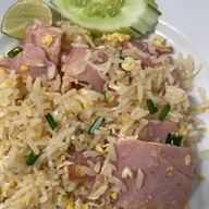 เมนูของร้าน อร่อยโอชารส ลาดหญ้า