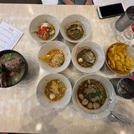 กิน-เตี๋ยว-กัน ชั้น F4 ยูเนี่ยนมอลล์  ชั้น F4