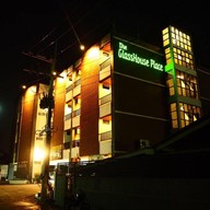 The Glasshouse Place