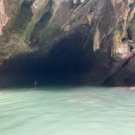 บรรยากาศ ถ้ำมรกต