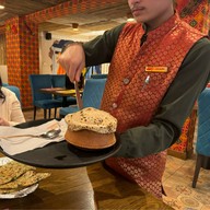 Amritsr The Maharaja Of Indian Cuisine พร้อมพงษ์