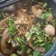 ก๋วยเตี๋ยวปริญญา