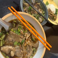 ก๋วยเตี๋ยวปริญญา