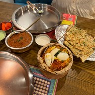 Amritsr The Maharaja Of Indian Cuisine พร้อมพงษ์