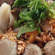 ตามสั่ง หมูกรอบน้ำจิ้มซีฟู้ด