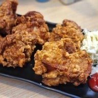 โทมาโตนู้ดเดิ้ล ซอยธนิยะ