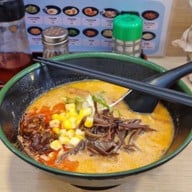 โทมาโตนู้ดเดิ้ล ซอยธนิยะ