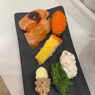 Shinkanzen Sushi Market Village Rangsit